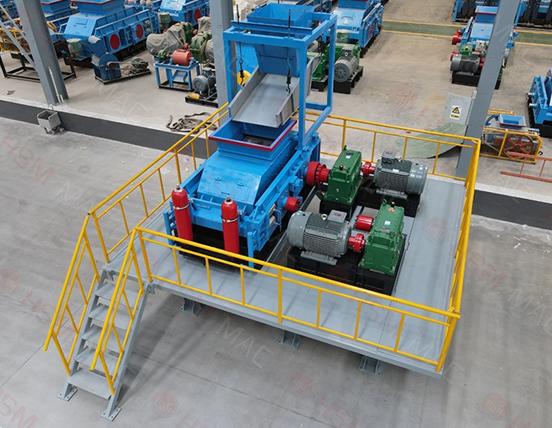 液壓對輥制砂機